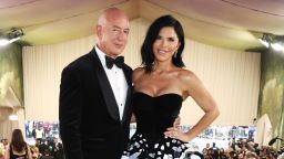 NEW YORK, NEW YORK - MAY 06:  Jeff Bezos and Lauren Sanchez attend The 2024 Met Gala Celebrating "Sleeping Beauties: Reawakening Fashion" at The Metropolitan Museum of Art on May 06, 2024 in New York City.  (Photo by Kevin Mazur/MG24/Getty Images for The Met Museum/Vogue)