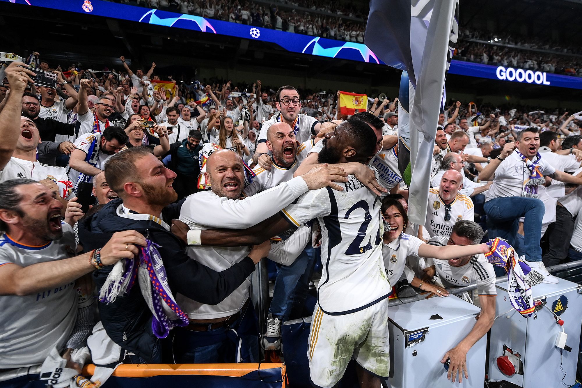 Real Madrid stuns Bayern Munich late to reach Champions League final but  match marred by controversial decision | CNN