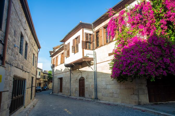 <strong>Back in time: </strong>Take a stroll through the ancient buildings of the Old Town.