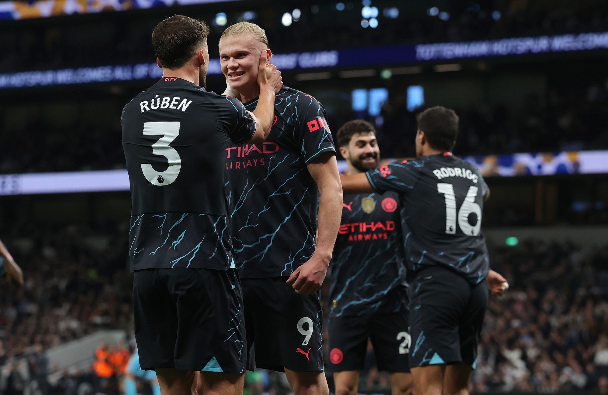 Manchester City takes huge step toward fourth consecutive English Premier  League title with win against Tottenham | CNN