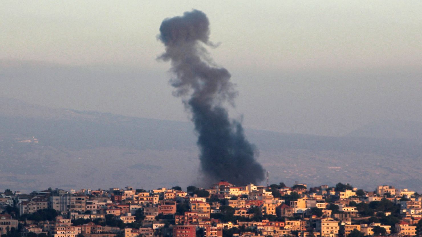 Smoke billows from the site of an Israeli airstrike that targeted the southern Lebanese village of Khiam near the border with Israel on May 29.