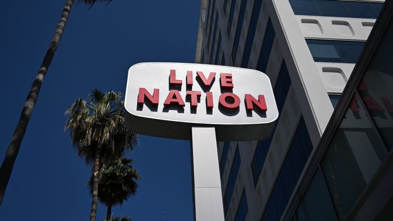 Live Nation каза че хакер предлага предполагаеми потребителски данни предимно