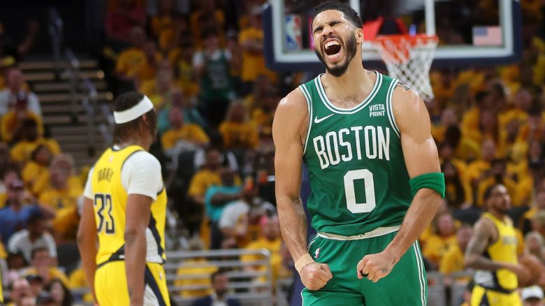 INDIANAPOLIS, INDIANA - MAY 25: Jayson Tatum #0 of the Boston Celtics reacts to a three point shot against the Indiana Pacers during the third quarter of Game Three of the Eastern Conference Finals at Gainbridge Fieldhouse on May 25, 2024 in Indianapolis, Indiana. NOTE TO USER: User expressly acknowledges and agrees that, by downloading and or using this photograph, User is consenting to the terms and conditions of the Getty Images License Agreement. (Photo by Stacy Revere/Getty Images)