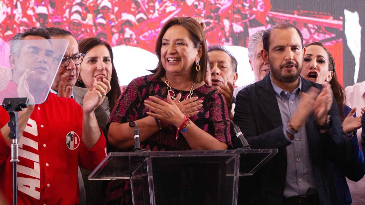 Mexico's opposition presidential candidate Xochitl Galvez of the Fuerza y Corazon por Mexico coalition party talks to supporters following the  results of the general election in Mexico City, on June 3, 2024.  (Photo by Seila Montes / AFP) (Photo by SEILA MONTES/AFP via Getty Images)