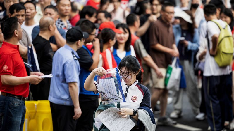 China ‘gaokao:’ Record 13 million to sit ‘world’s toughest’ college entrance exam | CNN