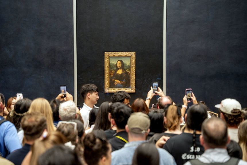 Louvre museum to hike entrance fee by 45% for non-European visitors