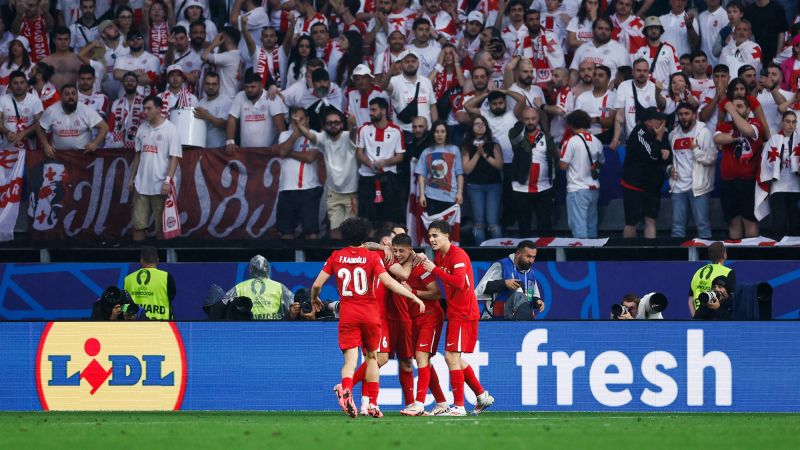 Арда Гюлер: Тийнейджърската сензация отбеляза чуден гол, за да помогне на Турция да победи Грузия на Евро 2024
