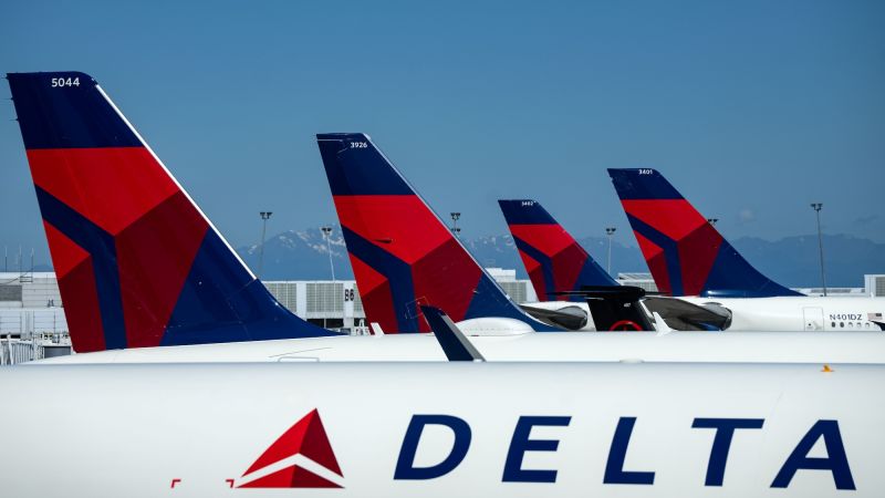 Christmas Eve stowaway stuck on Delta aircraft at Seattle airport | The Gentleman Report