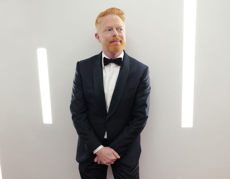 jesse tyler ferguson ties