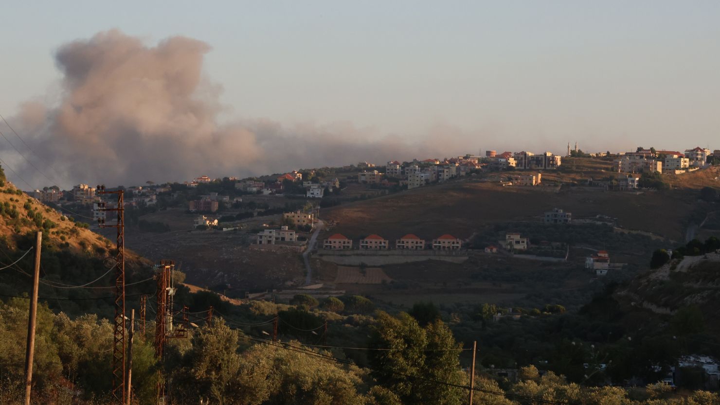 Smoke rises after Israeli army carries out attacks on al Khiam region of Nabatieh Governorate, in southern Lebanon on June 21, 2024.
