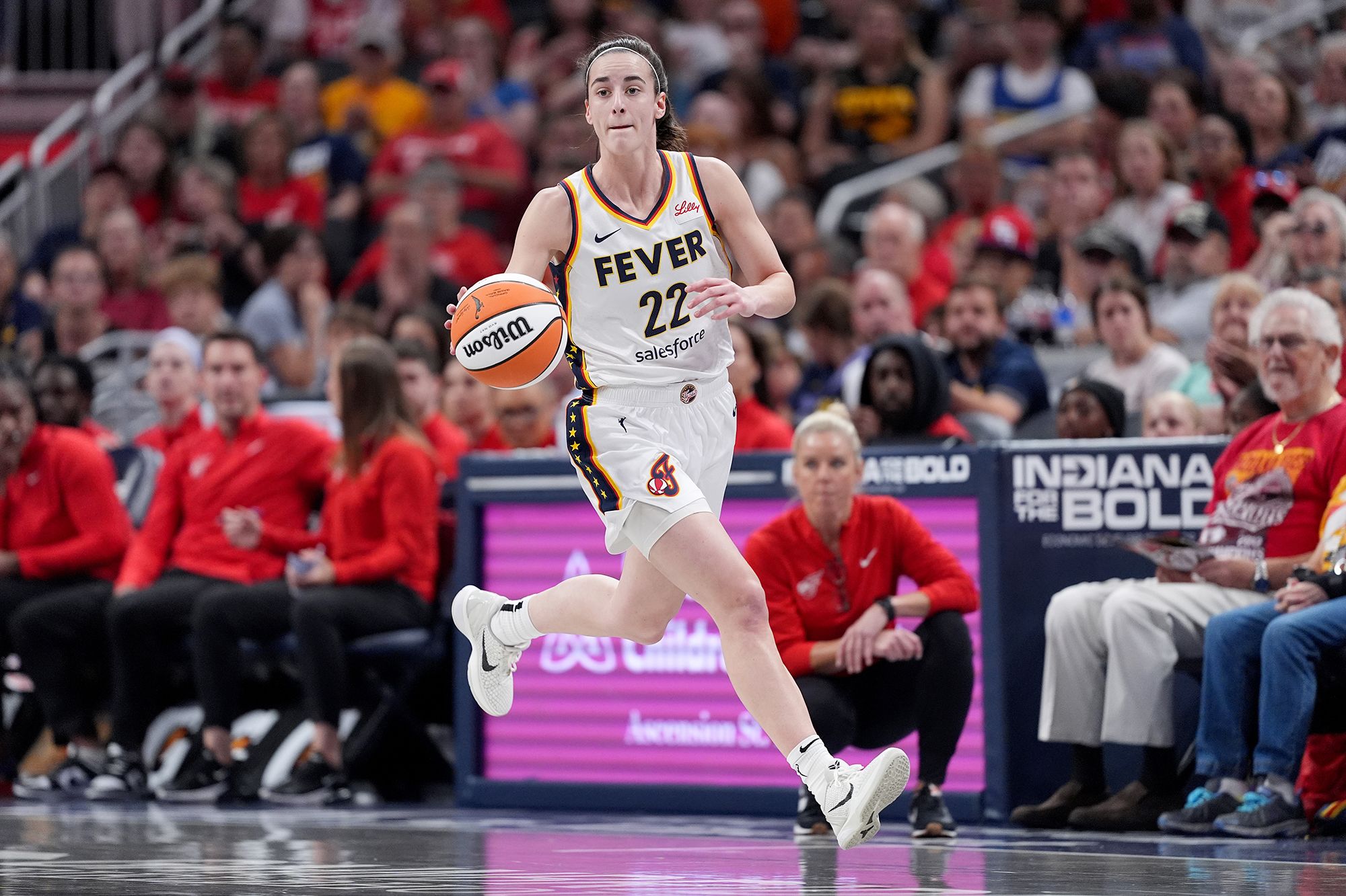 Caitlin Clark posts double-double in third straight win for the Indiana  Fever | CNN