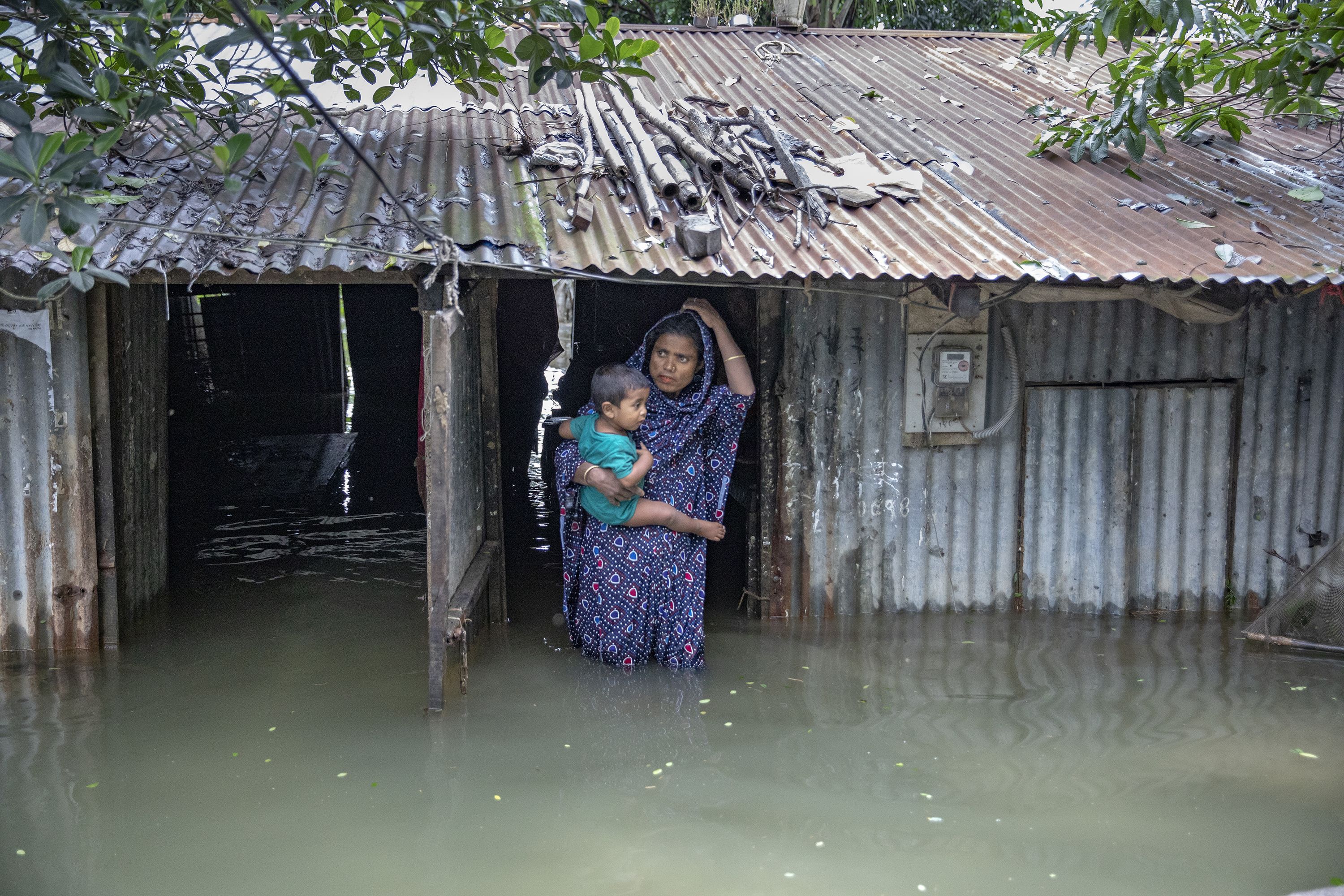 Bangladesh floods: Nearly 2 million people stranded as devastating floods  hit northeast | CNN