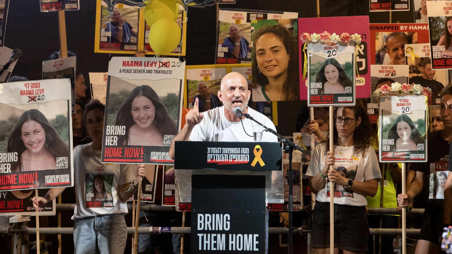 Thousands gather in Tel Aviv to mark Naama Levy’s 20th birthday while