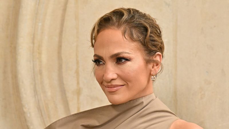 Jennifer Lopez’s ‘Bridgerton’-themed birthday bash had horses, of course | CNN