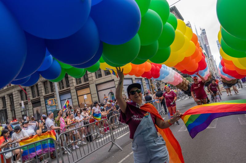 New York, San Francisco, Chicago, Seattle Host Large LGBTQ+ Pride Parades Amid Policy Backlash