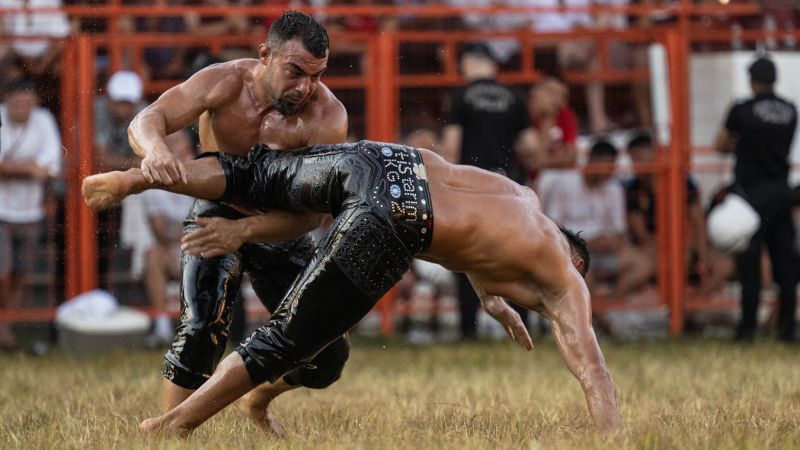 Chiseled gladiators, tight leather pants, and copious amounts of olive oil: Inside Turkey’s ancient oil wrestling festival | CNN