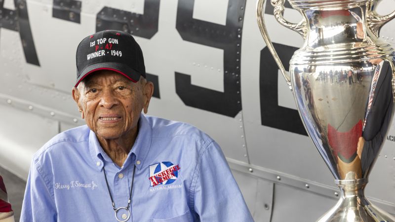 Decorated pilot Harry Stewart Jr., one of the last surviving Tuskegee Airmen, dies at 100