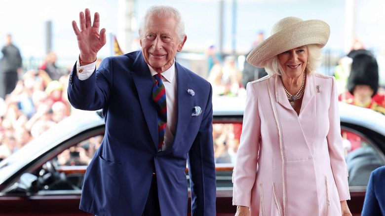 Britain's King Charles III and Britain's Queen Camilla arrive to meet members of the Welsh Parliament during a visit to commemorate the 25th anniversary of the Senedd, in Cardiff on July 11, 2024. (Photo by Chris Jackson / POOL / AFP) (Photo by CHRIS JACKSON/POOL/AFP via Getty Images)