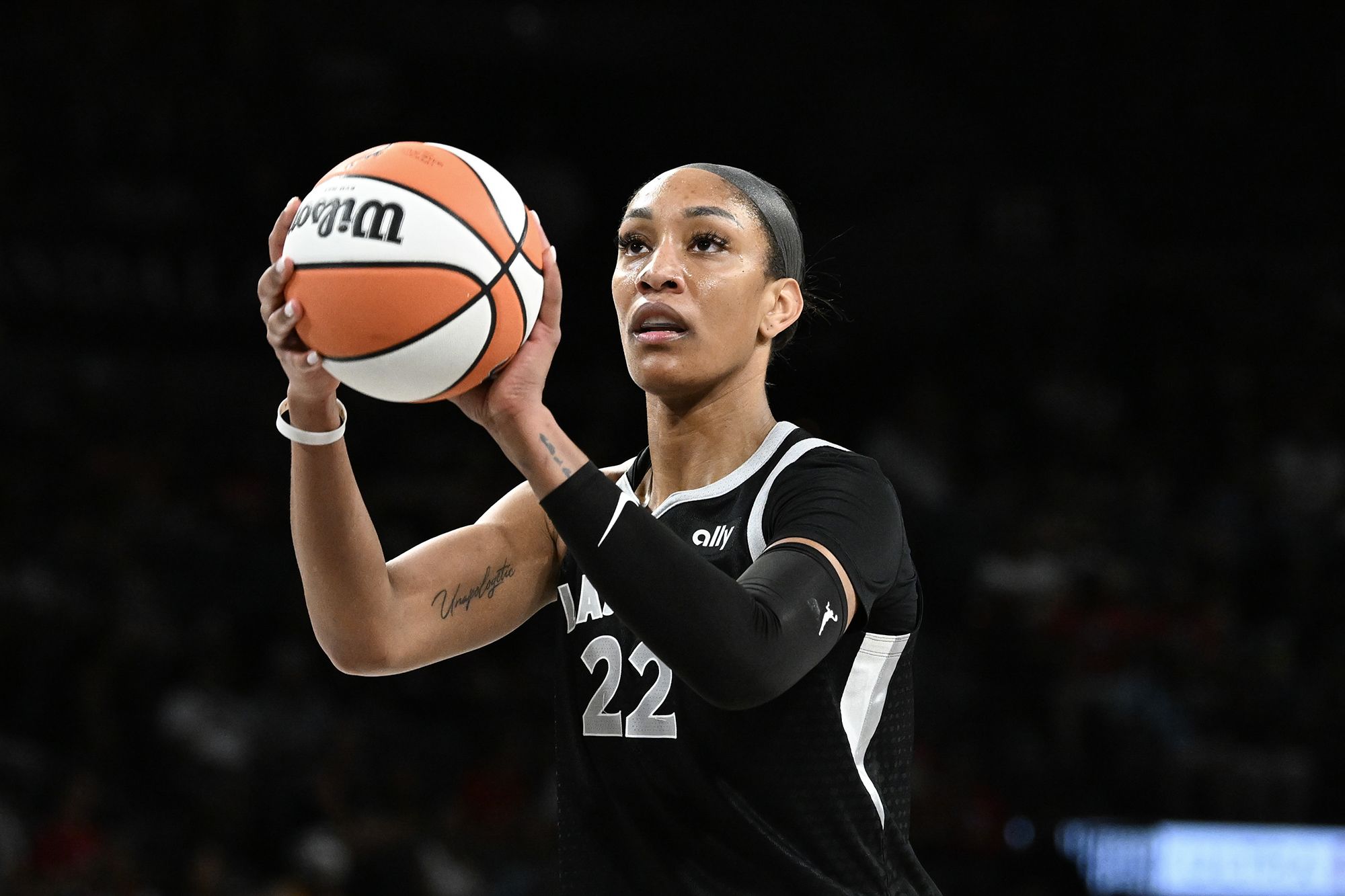 A'ja Wilson becomes Las Vegas Aces all-time leading scorer in win over Dallas Wings | CNN