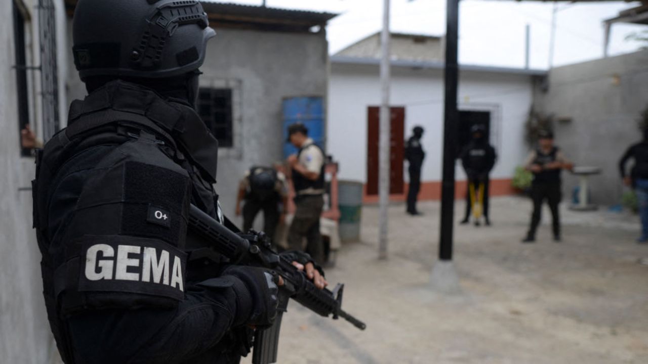 Members of security forces participate in an operation against drug trafficking in Duran, Ecuador, on July 17, 2024. (Photo by Gerardo MENOSCAL / AFP) (Photo by GERARDO MENOSCAL/AFP via Getty Images)