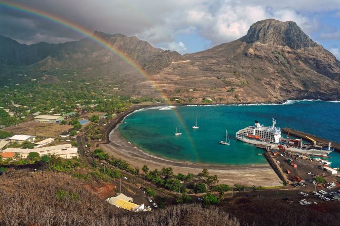 <strong>Getting there:</strong> Comprised of 12 islands, half of which are populated, the Marquesas are located about 1,500 km (932 miles) from Tahiti.