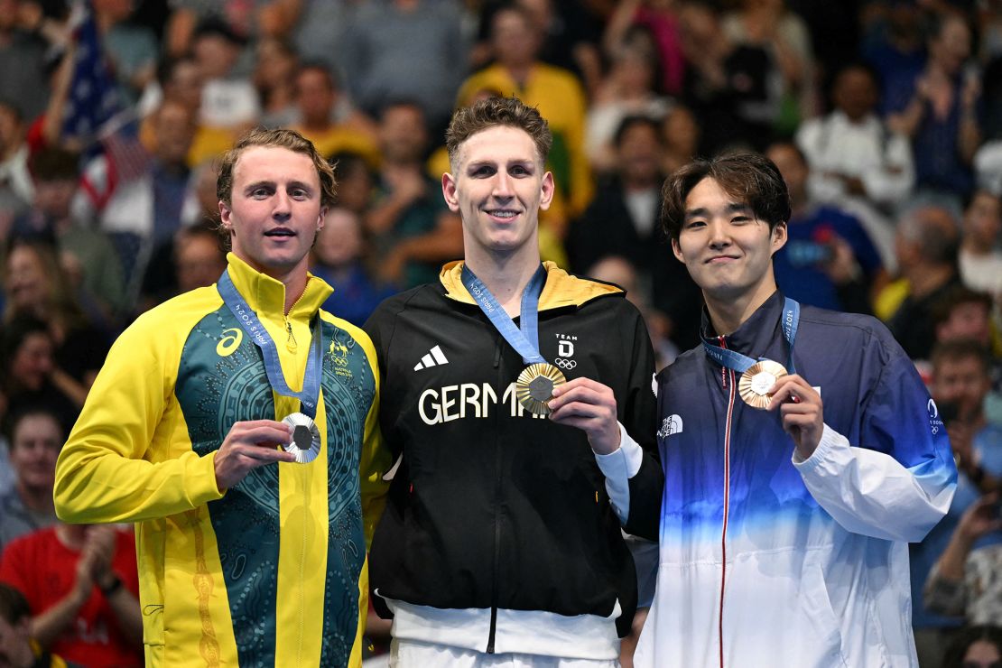 From left to right, Winnington, M?rtens and Kim complete the men's 400m freestyle podium.