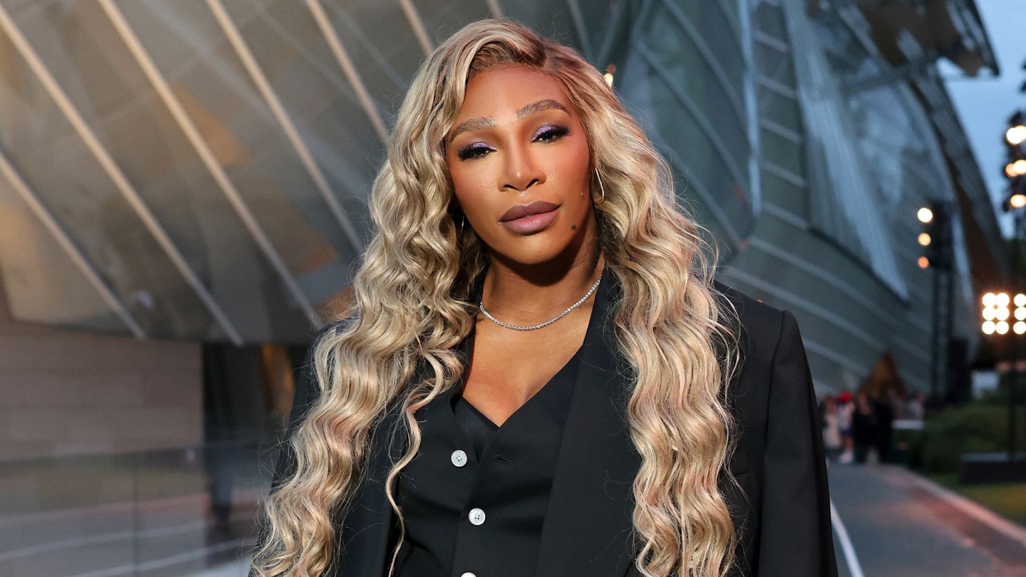 Serena Williams says she had a benign cyst removed from her neck.