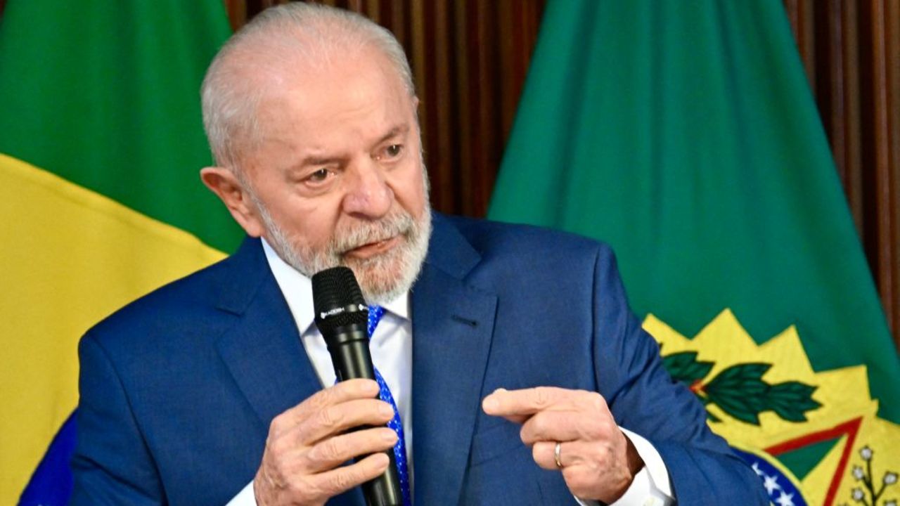 Brazilian President Luiz Inacio Lula da Silva speaks during a ministerial meeting at the Planalto Palace in Brasilia on August 8, 2024. Lula da Silva summoned his ministers to discuss, among other topics, the use of artificial intelligence to help manage the country's public service. (Photo by EVARISTO SA / AFP) (Photo by EVARISTO SA/AFP via Getty Images)