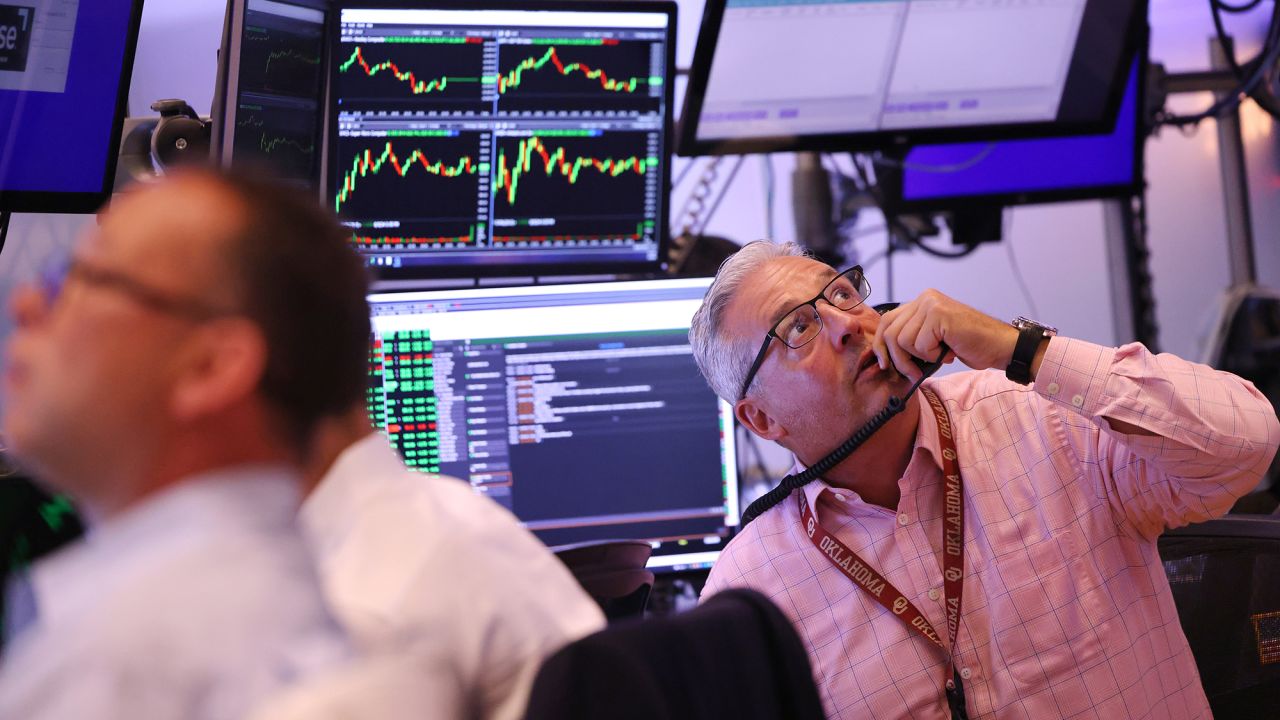 Traders work on the floor of the New York Stock Exchange during morning trading on August 06, 2024 in New York City. Stocks opened up slightly up in the three major indexes a day after the Dow Jones and the S & P 500 had their worst day of trading since 2022, amid a global market sell-off centered around fears of a U.S. recession.