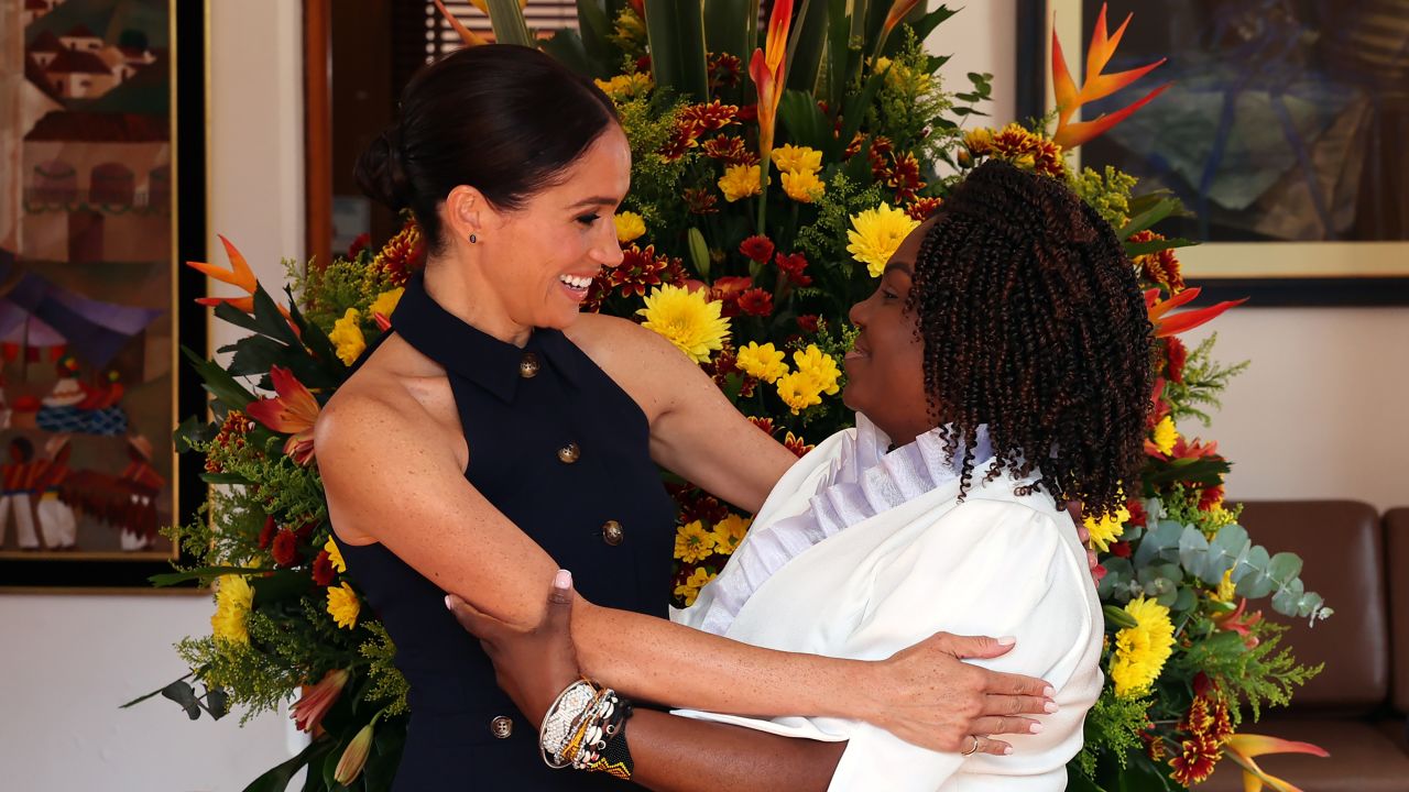 Meghan, Duchess of Sussex, is welcomed to Colombia by Vice President Francia Márquez at her official residence on Thursday.