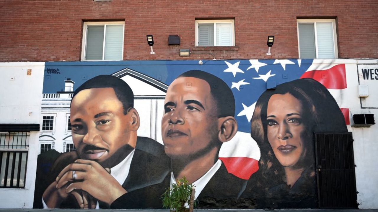 TOPSHOT - A mural by artist "4eene Vision" depicting US minister and activist Martin Luther King Jr. (L), former US President Barack Obama (C) and US Vice President and 2024 Democratic presidential candidate Kamala Harris (R) is pictured in Los Angeles, California on August 19, 2024. Vice President Kamala Harris will formally accept the party's nomination for president at the DNC which runs from August 19-22 in Chicago. (Photo by Agustin PAULLIER / AFP) / RESTRICTED TO EDITORIAL USE - MANDATORY MENTION OF THE ARTIST UPON PUBLICATION - TO ILLUSTRATE THE EVENT AS SPECIFIED IN THE CAPTION (Photo by AGUSTIN PAULLIER/AFP via Getty Images)