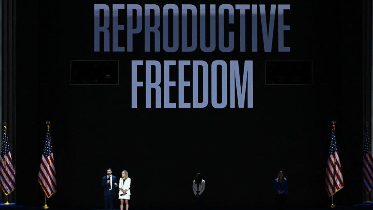 Amanda Zurawksi and Josh Zurawski (L) speak about reproductive rights on the first day of the Democratic National Convention (DNC) at the United Center in Chicago, Illinois, on August 19, 2024. Vice President Kamala Harris will formally accept the party's nomination for president at the DNC which runs from August 19-22 in Chicago. (Photo by Mandel NGAN / AFP) (Photo by MANDEL NGAN/AFP via Getty Images)