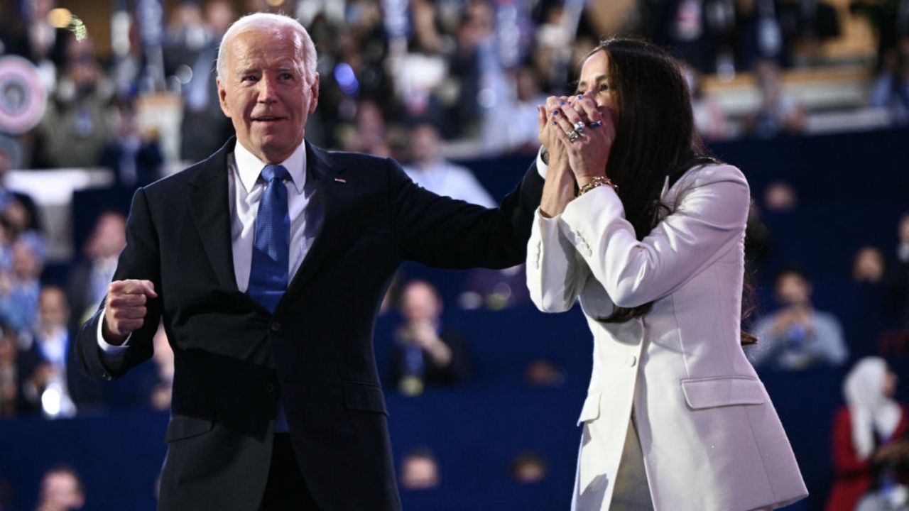 Ashley Biden welcomes her father, US President Joe Biden, to the stage on the first day of the Democratic National Convention (DNC) at the United Center in Chicago, Illinois, on August 19, 2024. Vice President Kamala Harris will formally accept the party's nomination for president at the DNC which runs from August 19-22 in Chicago. (Photo by Brendan SMIALOWSKI / AFP) (Photo by BRENDAN SMIALOWSKI/AFP via Getty Images)