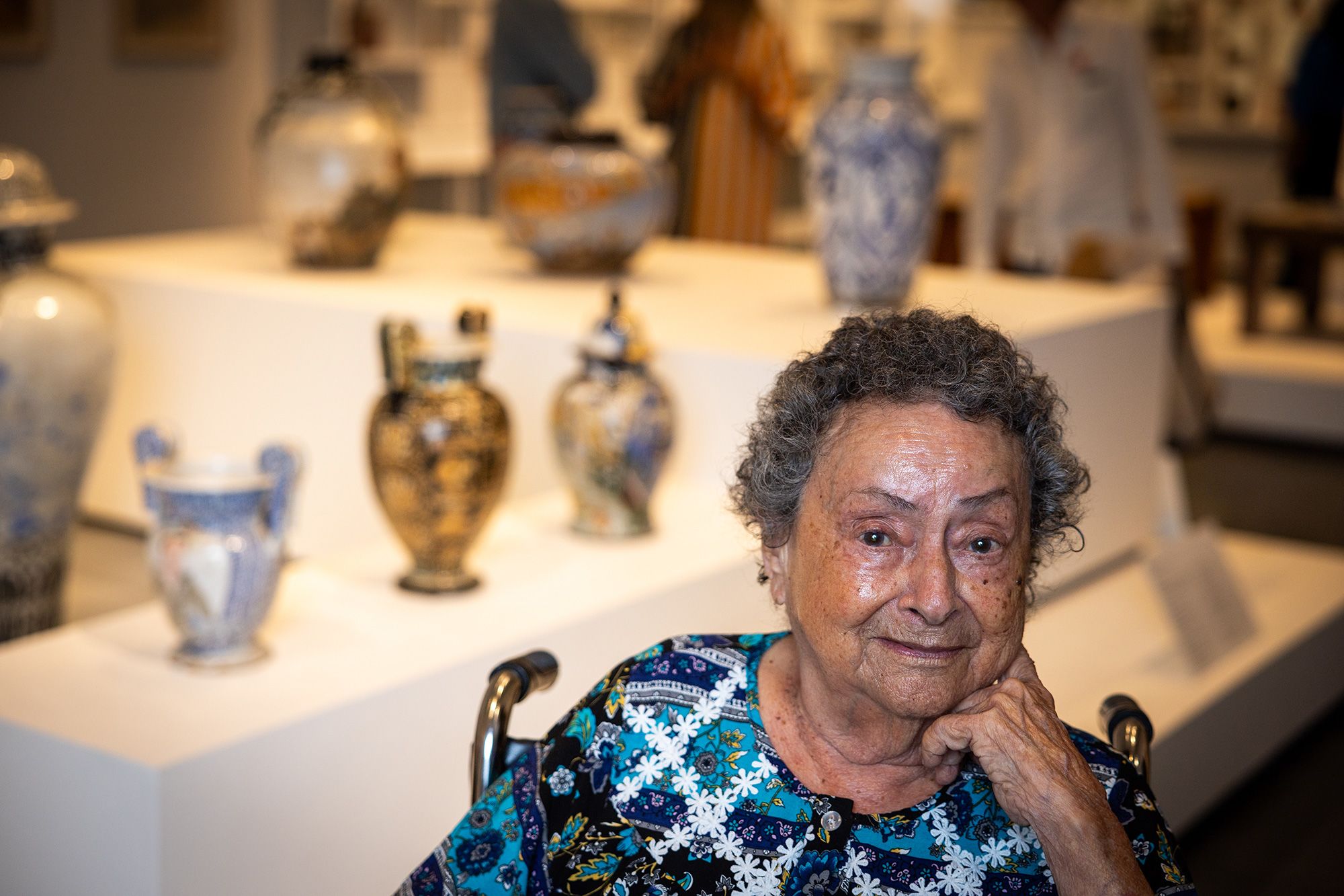 Artist Magdalena Suarez Frimkess, 95, at first museum solo exhibition. "The Finest Regard" at LACMA consists of ceramics, paintings and drawings made by the Venezuela-born artist over her 50-year career.