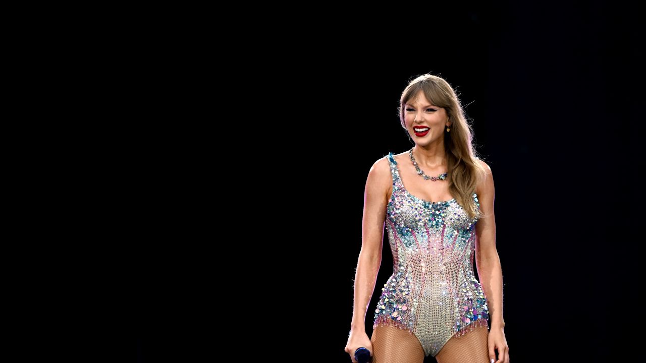 LONDON, ENGLAND - AUGUST 15: (EDITORIAL USE ONLY AND NO COMMERCIAL USE AT ANY TIME. NO USE ON PUBLICATION COVERS). Taylor Swift performs on stage during the "Taylor Swift | The Eras Tour" at Wembley Stadium on August 15, 2024 in London, England. (Photo by Kate Green/Getty Images)