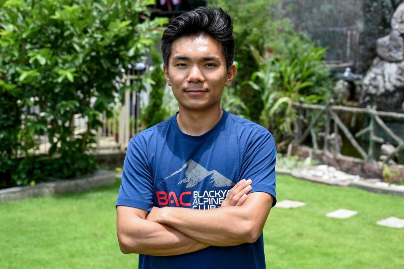 This teen became the youngest person to summit the world's highest