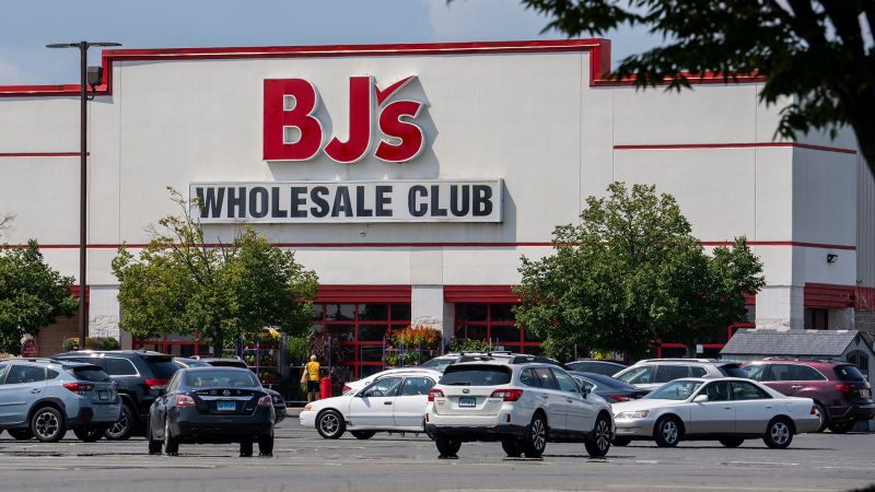 Read more about the article BJ’s Wholesale Club membership fees are going up for the first time in 7 years – CNN