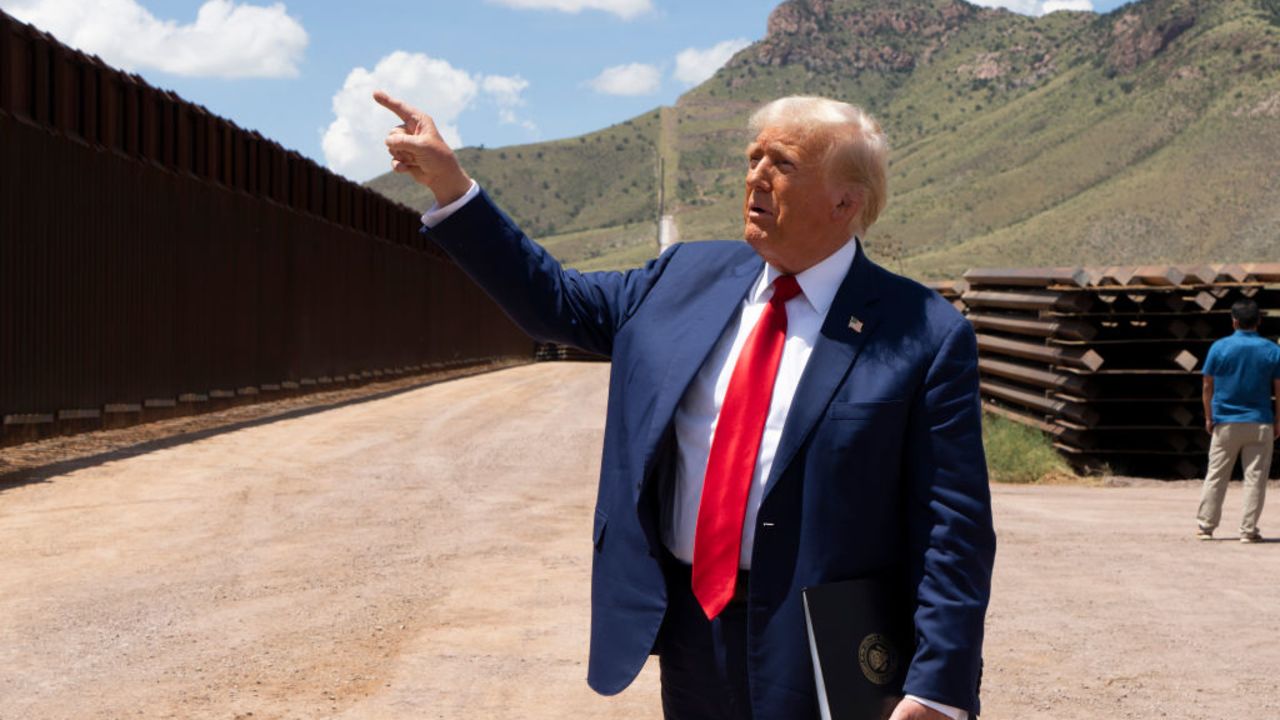 SIERRA VISTA, ARIZONA - AUGUST 22: Republican Presidential Candidate and former President Donald Trump walks along the U.S.-Mexico border on August 22, 2024 south of Sierra Vista, Arizona. Trump will hold a rally in Glendale, Arizona tomorrow. (Photo by Rebecca Noble/Getty Images)