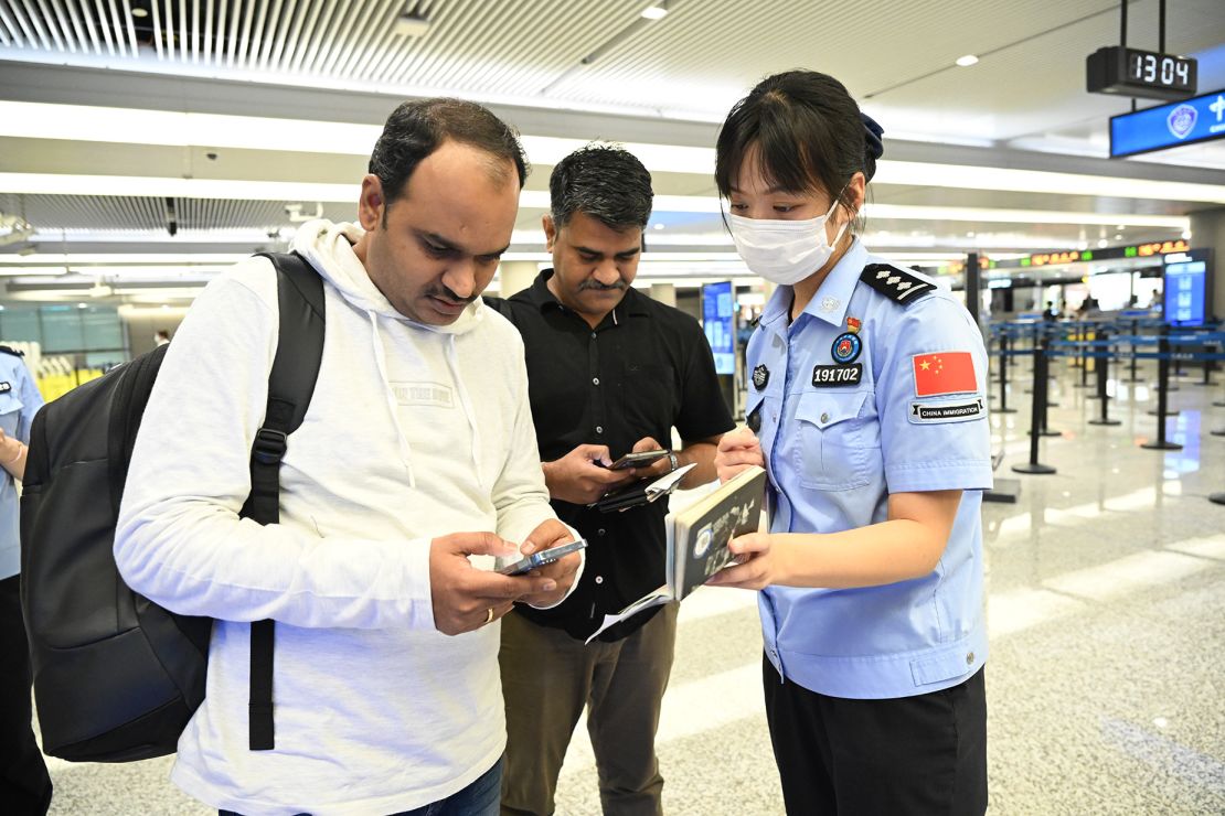 Those traveling under China's 144-hour visa-free transit policy can only enter and stay within certain provinces. Shanghai Hongqiao Airport (in the photo) is one of the designated entry ports.