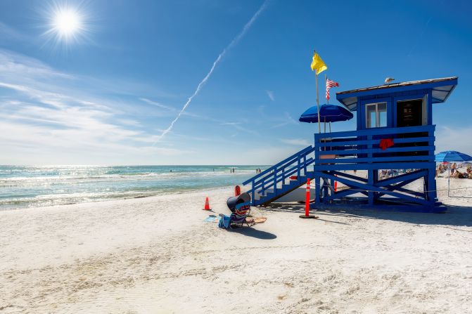 <strong>4. Siesta Beach, Siesta Key, Florida.</strong> The shoulder seasons in spring and fall are great times to visit the best US beach without the crowds of summer.