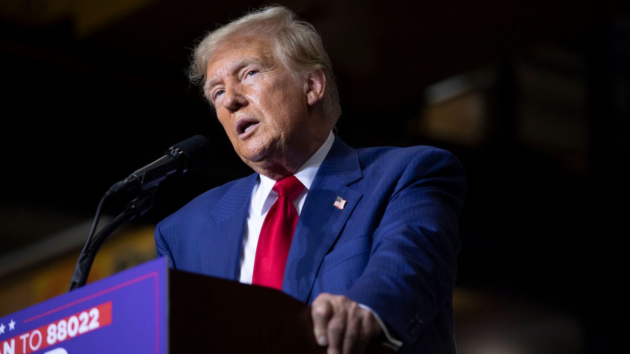 POTTERVILLE, MICHIGAN - AUGUST 29: Former U.S. President and current Republican Presidential nominee Donald Trump speaks about the economy, inflation, and manufacturing during a campaign event at Alro Steel on August 29, 2024 in Potterville, Michigan. Michigan is considered a key battleground state in the upcoming November Presidential election. (Photo by Bill Pugliano/Getty Images)