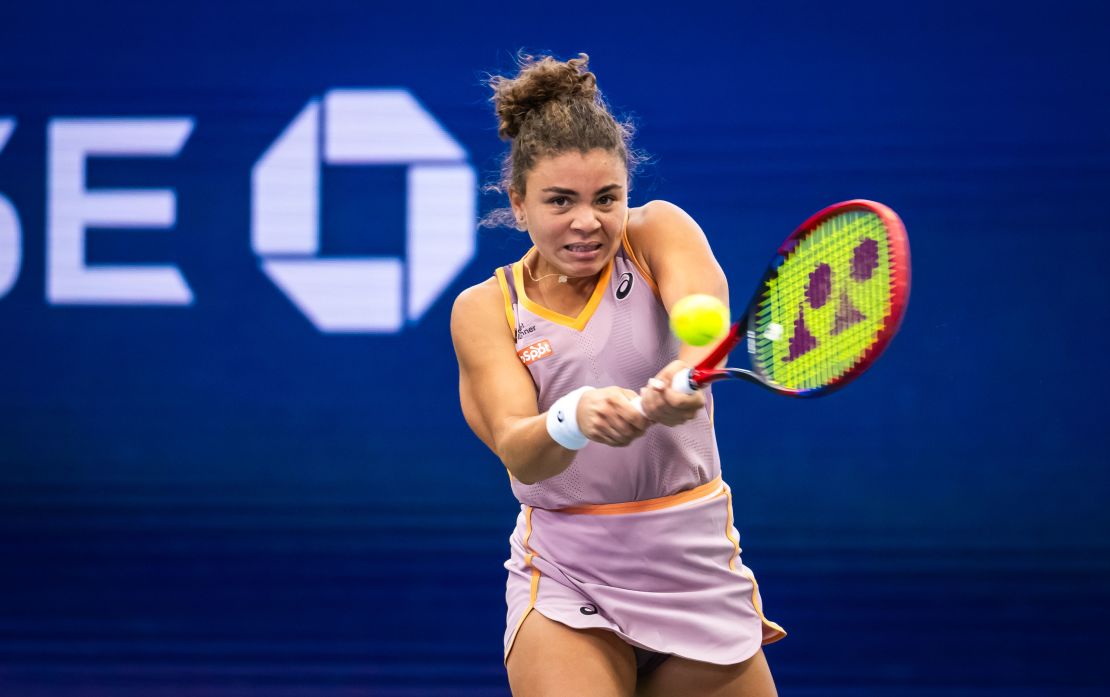 Jasmine Paolini in action against Yulia Putintseva of Kazakhstan in the third round of the US Open on Saturday. Paolini advanced with a 6-3, 6-4 win.