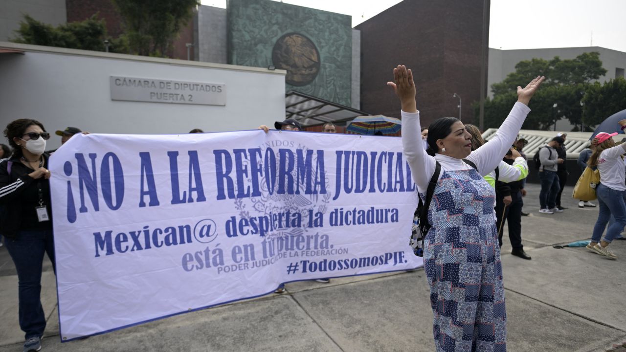 Employees of the Federal Judiciary take part in a protest against judicial reform proposed by the government outside the Mexican Congress in Mexico City on September 3, 2024. Protesting judicial workers on Tuesday blocked access to Mexico's lower house of Congress to try to prevent a vote on controversial reforms proposed by outgoing President Andres Manuel Lopez Obrador. (Photo by Alfredo ESTRELLA / AFP) (Photo by ALFREDO ESTRELLA/AFP via Getty Images)