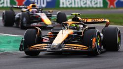 MONZA, ITALY - SEPTEMBER 01: Lando Norris of Great Britain driving the (4) McLaren MCL38 Mercedes leads Max Verstappen of the Netherlands driving the (1) Oracle Red Bull Racing RB20 on track during the F1 Grand Prix of Italy at Autodromo Nazionale Monza on September 01, 2024 in Monza, Italy. (Photo by Lars Baron/Getty Images)