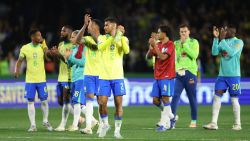 CURITIBA, BRAZIL - SEPTEMBER 06: Players of Brazil celebrates after winning the South American FIFA World Cup 2026 Qualifier match between Brazil and Ecuador at Couto Pereira Stadium on September 06, 2024 in Curitiba, Brazil. (Photo by Lucas Figueiredo/Getty Images)