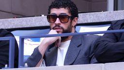 El cantante Bad Bunny asiste al partido final de individuales masculinos del Abierto de Tenis d de Estados Unidos en el Centro Nacional de Tenis USTA Billie Jean King el 8 de septiembre de 2024 en el vecindario de Flushing, Queens, Nueva York.