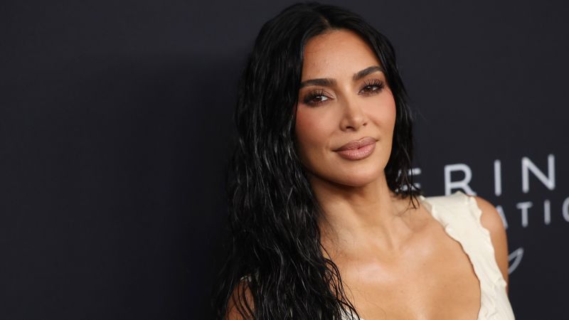 Kim Kardashian set to testify in Paris in French burglary trial Kim Kardashian set to testify in Paris in French burglary trial