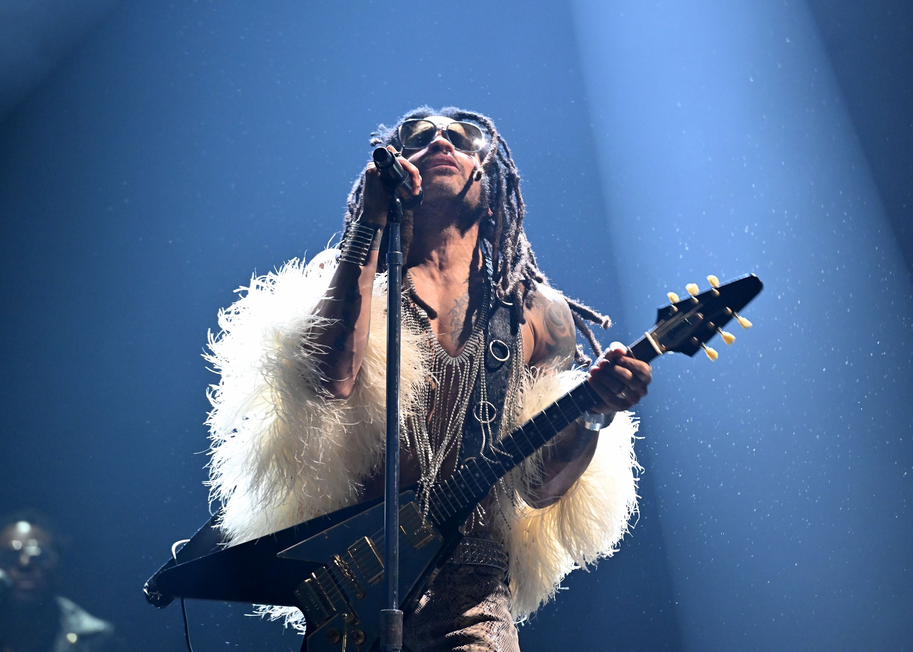 Lenny Kravitz performs a medley joined by Quavo.