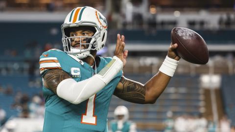 MIAMI GARDENS, FL - SEPTEMBER 12: Tua Tagovailoa #1 of the Miami Dolphins warms up prior to an NFL football game against the Buffalo Bills at Hard Rock Stadium on September 12, 2024 in Miami Gardens, FL. (Photo by Perry Knotts/Getty Images)