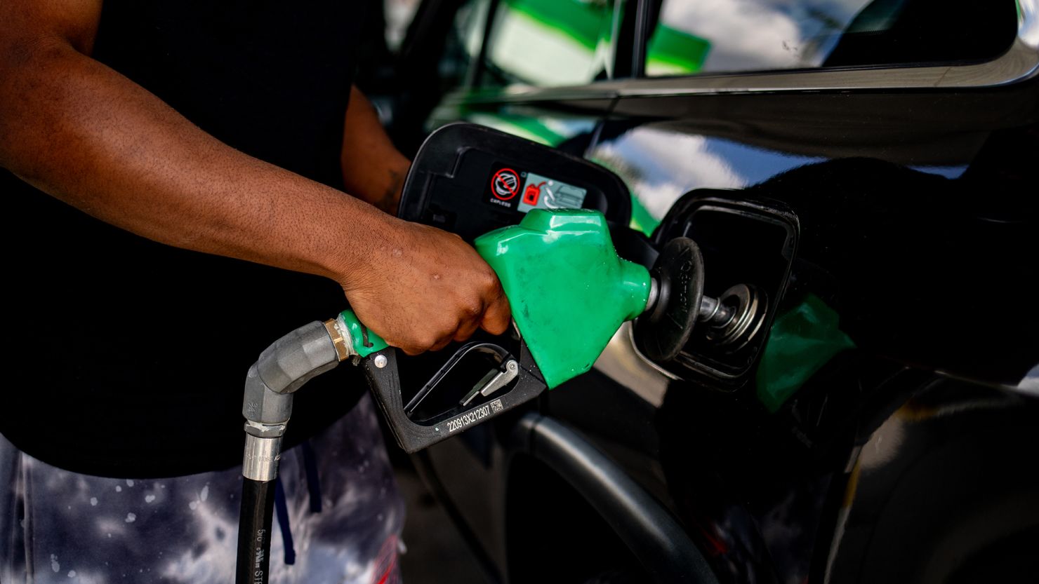 Amazon Prime introduces a new benefit to save on gas | CNN Business